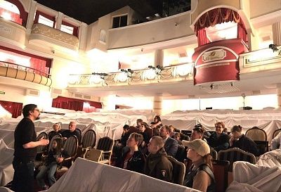 Прошла экскурсия в Московском театре Et Cetera для участников СВО и членов их семей - фото 6