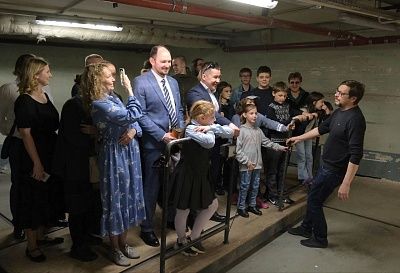 Прошла экскурсия в Московском театре Et Cetera для участников СВО и членов их семей - фото 5